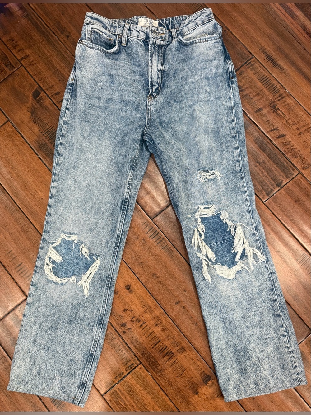 Free People Light Blue Washed Distressed Straight Jeans